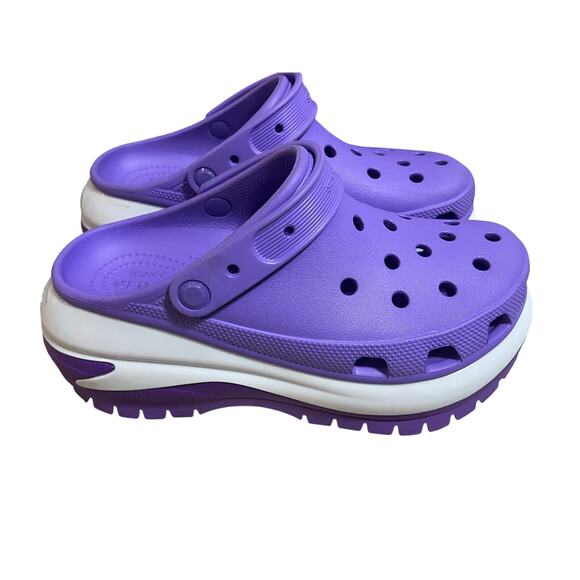Crocs Classic Mega Crush Clog Womens Size 10 Purple Platform Unisex Mens size 8 - Picture 2 of 8